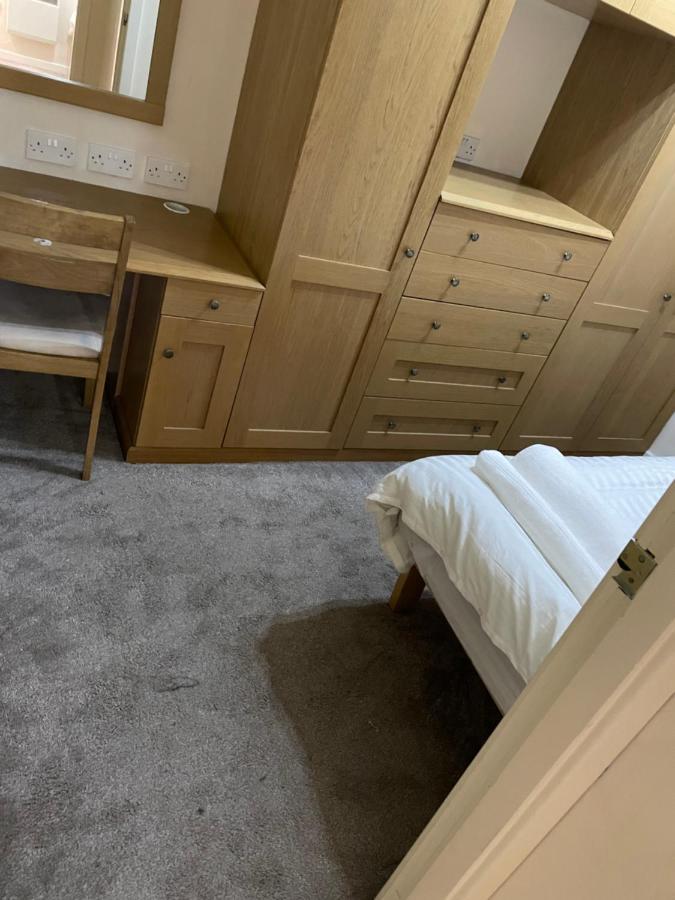 Bigkings 2 Bedroom Apt With Free Parking Beside Piccadilly In Central Manchester Exterior foto